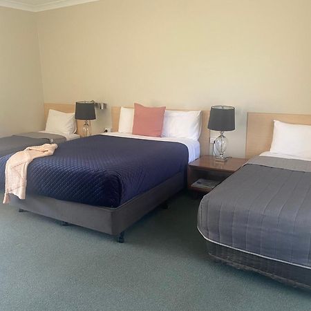 Tumbarumba Motel & Elms Restaurant Екстериор снимка