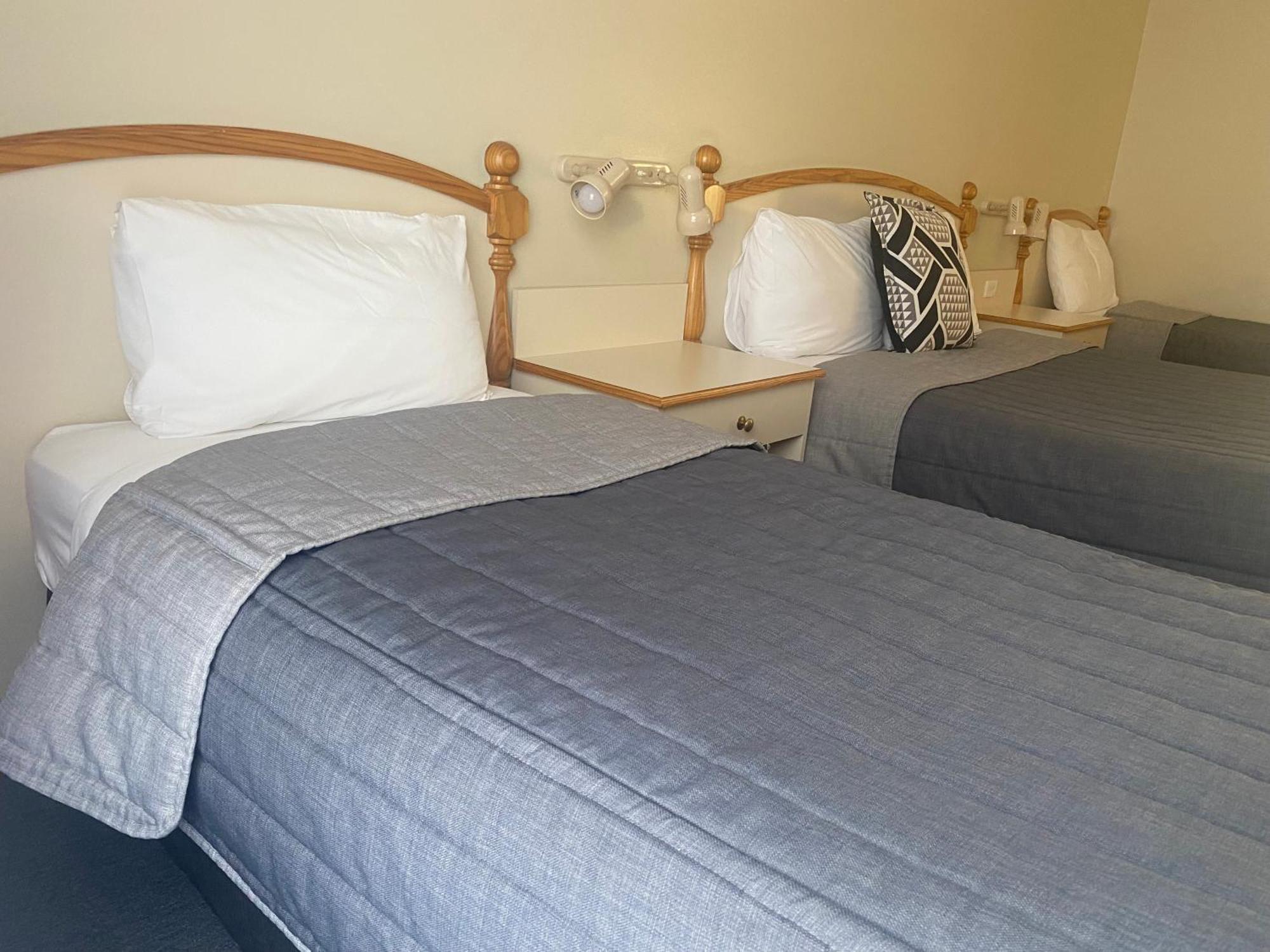 Tumbarumba Motel & Elms Restaurant Екстериор снимка